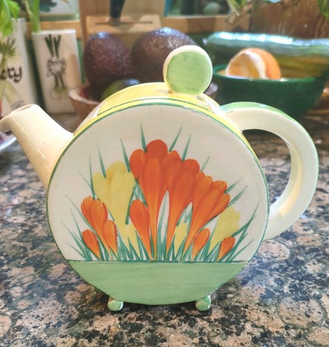 Clarice cliff bizarre pottery - bizarre,