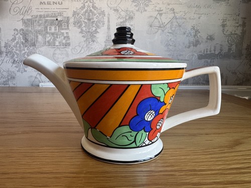 Clarice cliff inspired - cliff, by