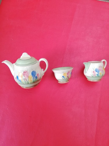 Clarice cliff newport pottery - clarice,